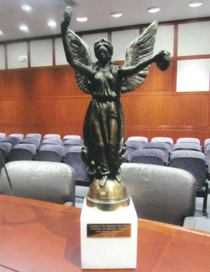 Genius Statuette